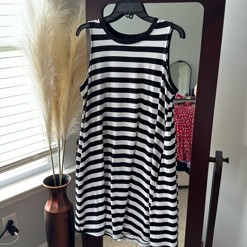 Tank Top Swing Dress (L)